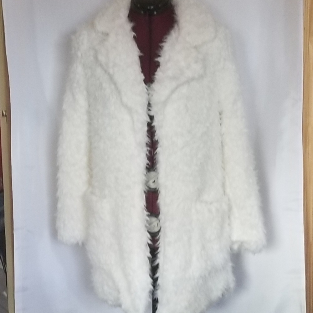 Sz S Cream Open Front Shaggy Teddy Bear Coat - Picture 3 of 8